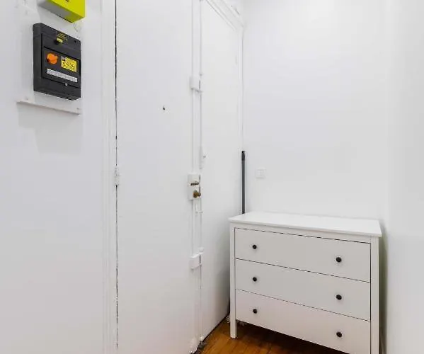 Service Au Coeur Du 19e - 2p Apartmán